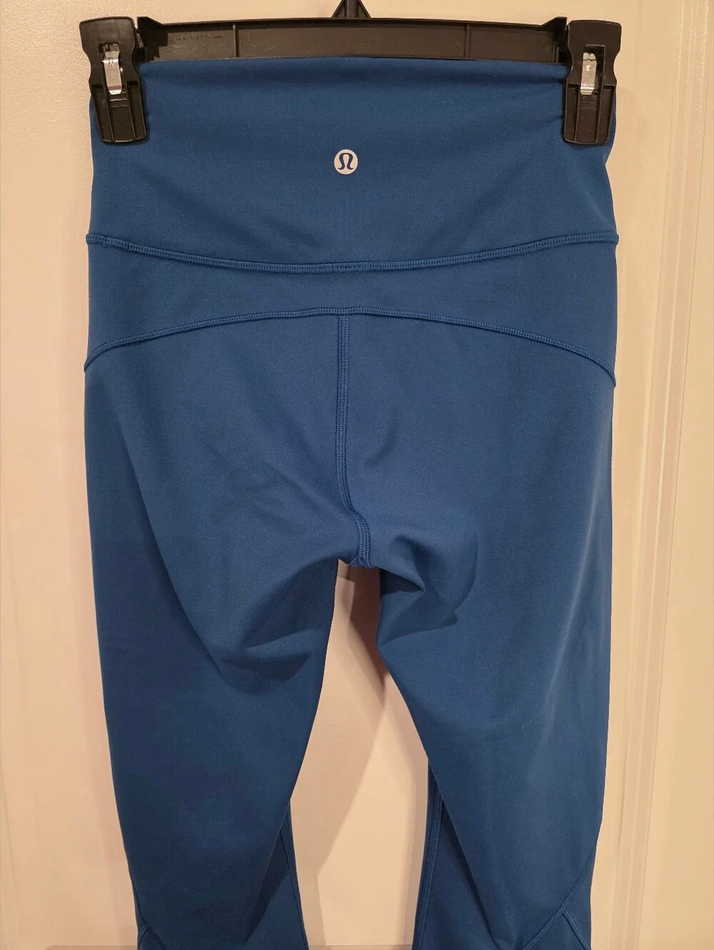 Lululemon Body Con Crop